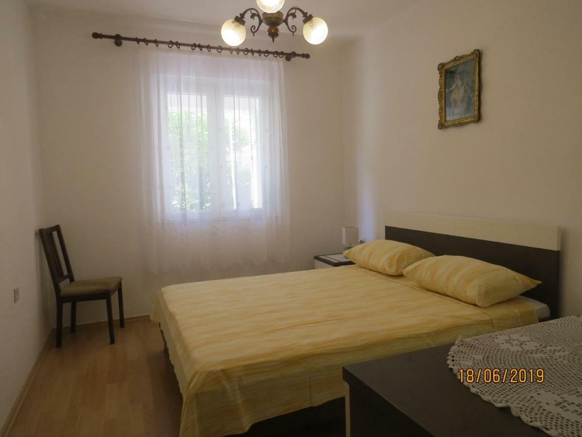 Apartments Prosperina Хвар Экстерьер фото